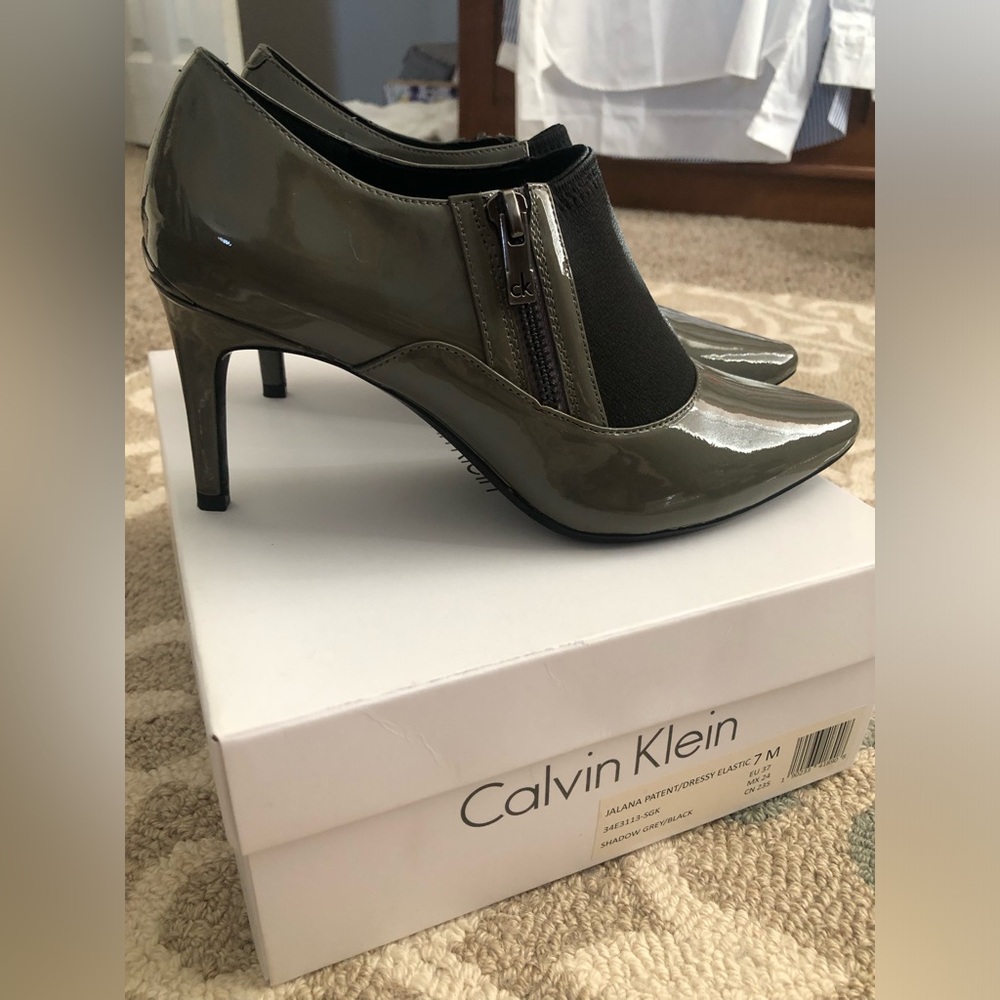 Calvin Klein Jolana patent leather booties size 7